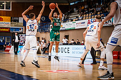 Basketball, bet-at-home Basketball Superliga 2021/22, Playoffs, Viertelfinale Spiel 1, Oberwart Gunners, Kapfenberg Bulls, Derryck Thornton (13)