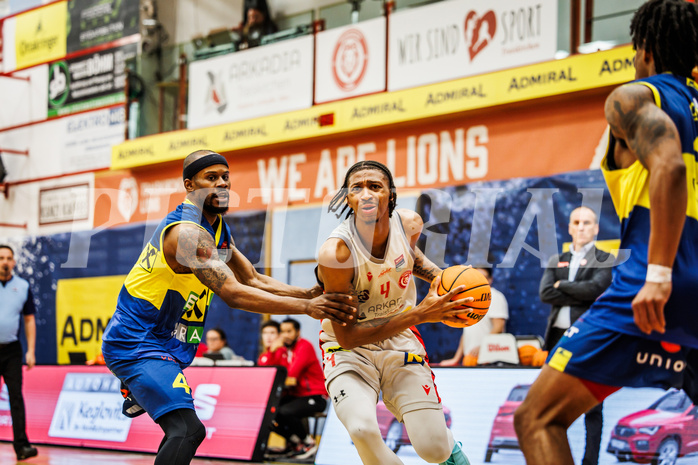 Basketball, win2day Basketball Superliga 2023/24, Grunddurchgang 8.Runde, Traiskirchen Lions, UBSC Graz, Demarcus Demonia (4)