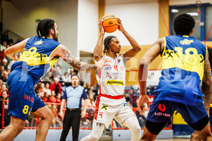 Basketball, win2day Basketball Superliga 2023/24, Grunddurchgang 8.Runde, Traiskirchen Lions, UBSC Graz, Demarcus Demonia (4)