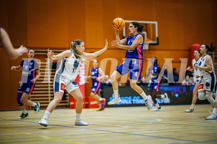 Basketball, Win2Day Basketball Damen Superliga 2023/24, Grunddurchgang 4.Runde, Vienna Timberwolves, UBSC-DBBC Graz, Antonia Dumancic (17), Simona Kuzma (4)