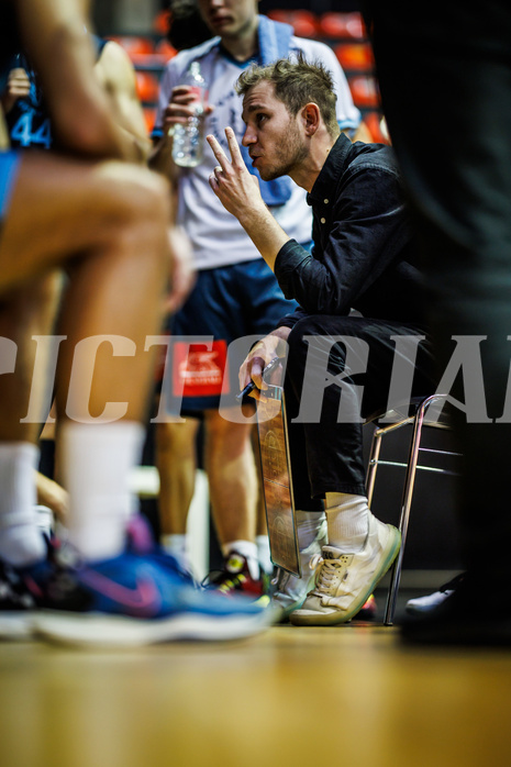 Basketball, Win2Day Superliga 2023/24, Grunddurchgang 8.Runde, BC Vienna, Vienna Timberwolves, Justin Schlünken (Head Coach)