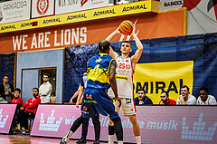 Basketball, win2day Basketball Superliga 2023/24, Grunddurchgang 8.Runde, Traiskirchen Lions, UBSC Graz, Edgars Lasenbergs (25)