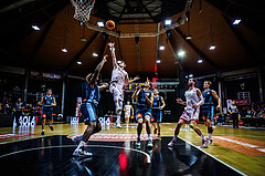 Basketball, Win2Day Superliga 2023/24, Grunddurchgang 8.Runde, BC Vienna, Vienna Timberwolves, William Emiohe (15), Bogic Vujosevic (5)