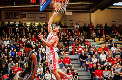 Basketball, win2day Basketball Superliga 2024/25, 8. Platzierungsrunde, Traiskirchen Lions, Flyers Wels, Ryan Moffat (4)