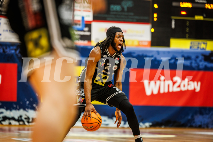 Basketball, win2day Basketball Superliga 2024/25, 8. Platzierungsrunde, Traiskirchen Lions, Flyers Wels, Damion Rosser (2)
