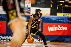 Basketball, win2day Basketball Superliga 2024/25, 8. Platzierungsrunde, Traiskirchen Lions, Flyers Wels, Damion Rosser (2)