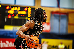 Basketball, win2day Basketball Superliga 2024/25, 8. Platzierungsrunde, Traiskirchen Lions, Flyers Wels, Damion Rosser (2)