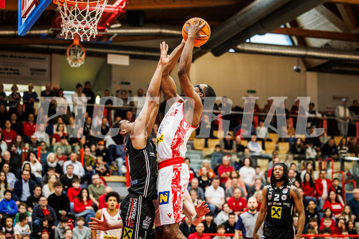 Basketball, win2day Basketball Superliga 2024/25, 8. Platzierungsrunde, Traiskirchen Lions, Flyers Wels, Nelson Haskin (21)