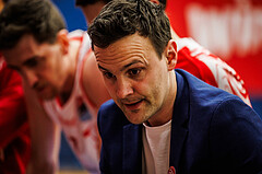 Basketball, win2day Basketball Superliga 2024/25, 8. Platzierungsrunde, Traiskirchen Lions, Flyers Wels, Benedikt Danek (Head Coach)