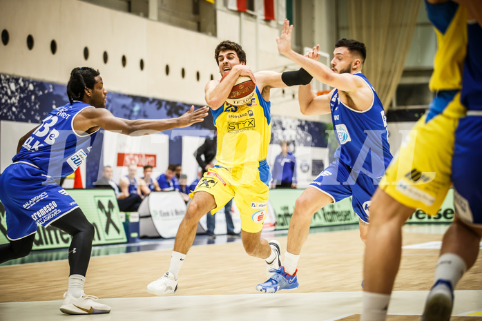 Basketball, bet-at-home Basketball Superliga 2019/20, Platzierungsrunde 3.Runde, SKN St. Pölten Basketball, Oberwart Gunners, Kostas Oikonomopouluos (25)