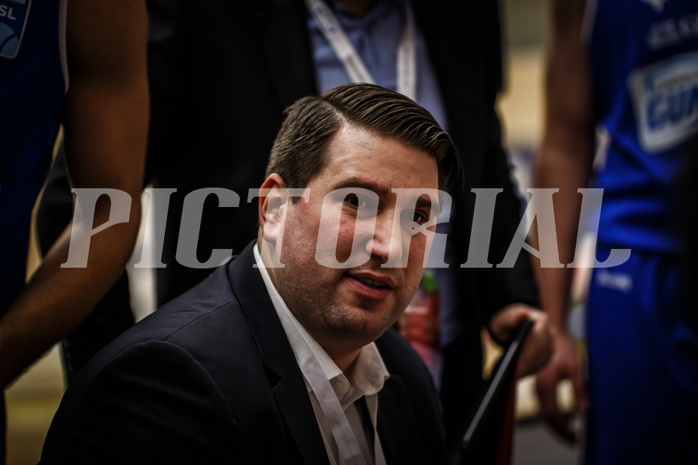 Basketball, bet-at-home Basketball Superliga 2019/20, Platzierungsrunde 3.Runde, SKN St. Pölten Basketball, Oberwart Gunners, Horst Leitner (Coach)