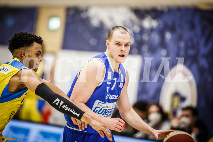 Basketball, bet-at-home Basketball Superliga 2019/20, Platzierungsrunde 3.Runde, SKN St. Pölten Basketball, Oberwart Gunners, Sebastian Käferle (7)