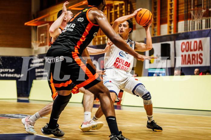 Basketball, win2day Basketball Superliga 2023/224, Grunddurchgang Runde 11, BBC Nord Dragonz, Fürstenfeld Panthers, Lukas Hahn (25)