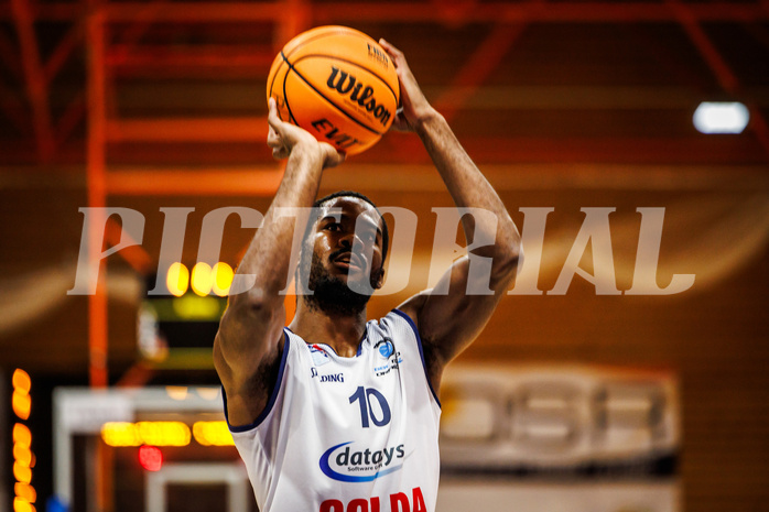 Basketball, win2day Basketball Superliga 2023/224, Grunddurchgang Runde 11, BBC Nord Dragonz, Fürstenfeld Panthers, Austen Awosika (10)