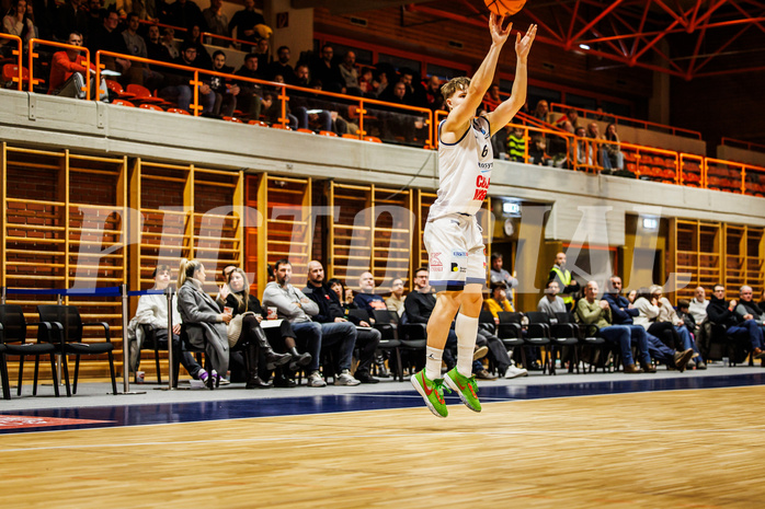Basketball, win2day Basketball Superliga 2023/224, Grunddurchgang Runde 11, BBC Nord Dragonz, Fürstenfeld Panthers, Valentin Pasterk (6)