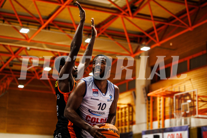 Basketball, win2day Basketball Superliga 2023/224, Grunddurchgang Runde 11, BBC Nord Dragonz, Fürstenfeld Panthers, Austen Awosika (10)