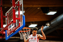 Basketball, Win2Day Superliga 2024/25, Grunddurchgang 4.Runde, Traiskirchen Lions, St. Pölten, Noah Oguamalam (20)