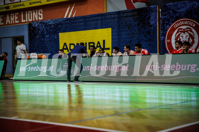Basketball, Win2Day Superliga 2024/25, Grunddurchgang 4.Runde, Traiskirchen Lions, St. Pölten, Benedikt Danek (Head Coach)