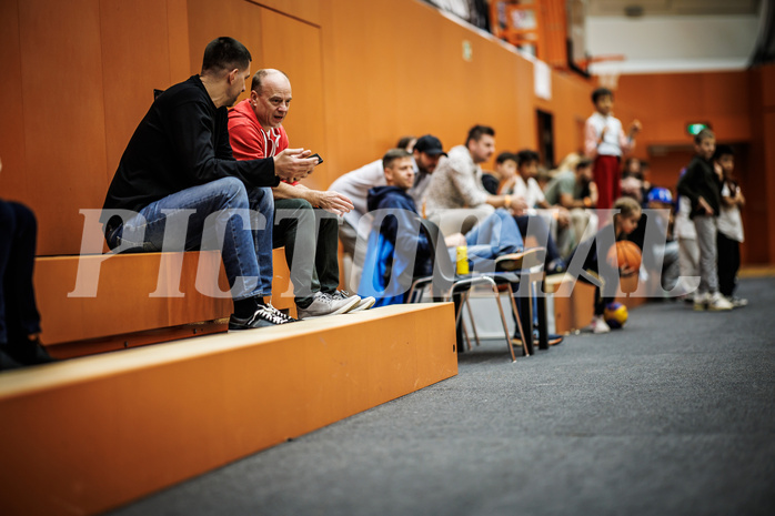 Basketball, Basketball Zweite Liga 2024/25, Grunddurchgang 4.Runde, Vienna Timberwolves, UDW Alligators, Publikum