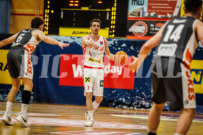 Basketball, win2day Basketball Superliga 2024/25, Playoff Viertelfinale 2. Spiel, Traiskirchen Lions, Klosterneuburg Dukes, Benedikt Güttl (7)