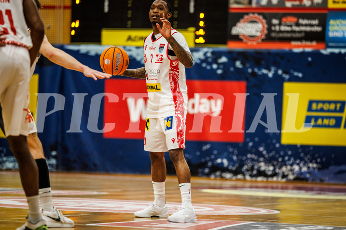 Basketball, win2day Basketball Superliga 2024/25, Playoff Viertelfinale 2. Spiel, Traiskirchen Lions, Klosterneuburg Dukes, Cedric Russell (0)
