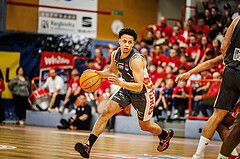 Basketball, win2day Basketball Superliga 2024/25, Playoff Viertelfinale 2. Spiel, Traiskirchen Lions, Klosterneuburg Dukes, Kyler Shon Jenkins (1)