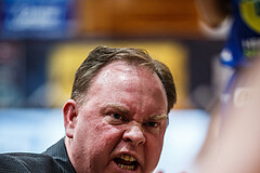 Basketball, Admiral Basketball Superliga 2019/20, Platzierungsrunde 3. Runde, Oberwart Gunners, Gmunden Swans, Anton Mirolybov (Head Coach)
