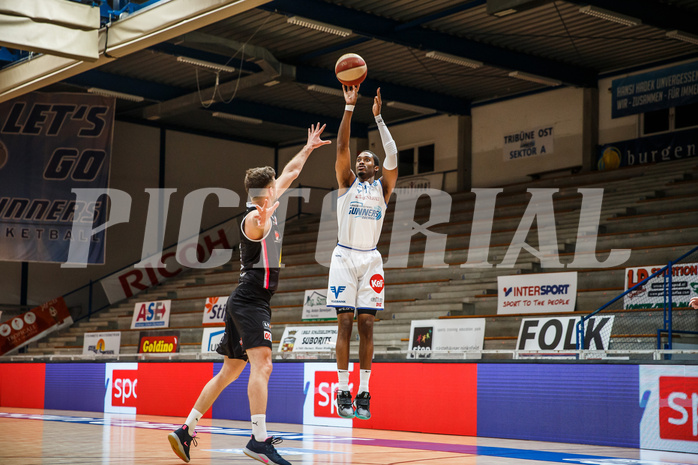 Basketball, bet-at-home Basketball Superliga 2020/21, Platzierungsrunde, 5. Runde, Oberwart Gunners, Flyers Wels, Nigel Pruitt (11)