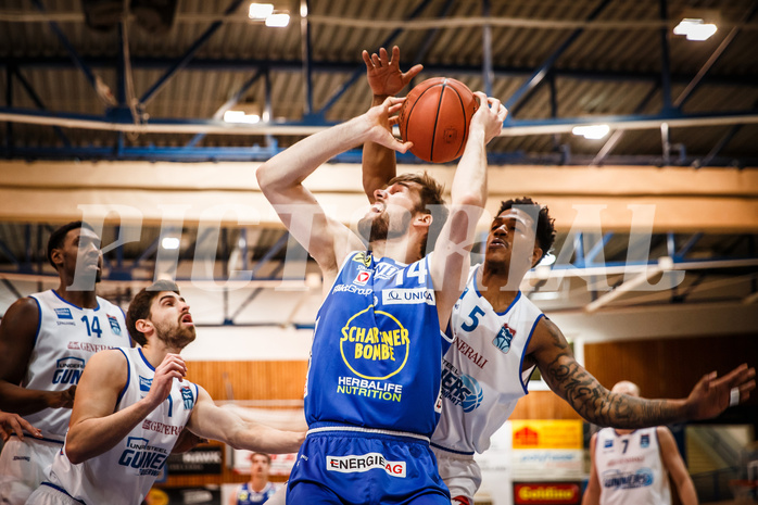 Basketball, bet-at-home Basketball Superliga 2021/22, Grunddurchgang Runde 8, Oberwart Gunners, Gmunden Swans, Daniel Köppel (14)