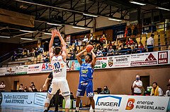 Basketball, bet-at-home Basketball Superliga 2021/22, Grunddurchgang Runde 8, Oberwart Gunners, Gmunden Swans, Stephon Jelks (15)