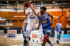 Basketball, bet-at-home Basketball Superliga 2021/22, Grunddurchgang Runde 8, Oberwart Gunners, Gmunden Swans, Brock Gardner (10)