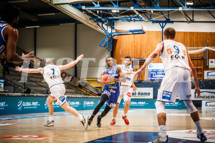 Basketball, bet-at-home Basketball Superliga 2021/22, Grunddurchgang Runde 8, Oberwart Gunners, Gmunden Swans, Cederic Anders (2)