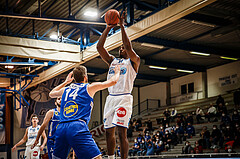 Basketball, bet-at-home Basketball Superliga 2021/22, Grunddurchgang Runde 8, Oberwart Gunners, Gmunden Swans, Emondre Rickman (14)