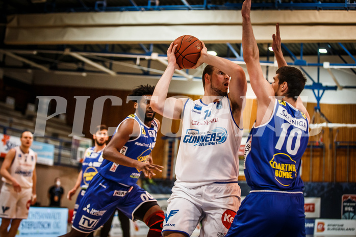 Basketball, bet-at-home Basketball Superliga 2021/22, Grunddurchgang Runde 8, Oberwart Gunners, Gmunden Swans, Renato Poljak (16)