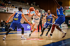 Basketball, bet-at-home Basketball Superliga 2021/22, Grunddurchgang Runde 8, Oberwart Gunners, Gmunden Swans, Sebastian Käferle (7)