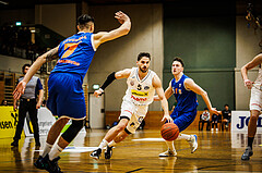 Basketball, Basketball Zweite Liga 2022/23, Playoff, Viertelfinale Spiel 2
, Mattersburg Rocks, BBU Salzburg, Jordis Ortega (5)