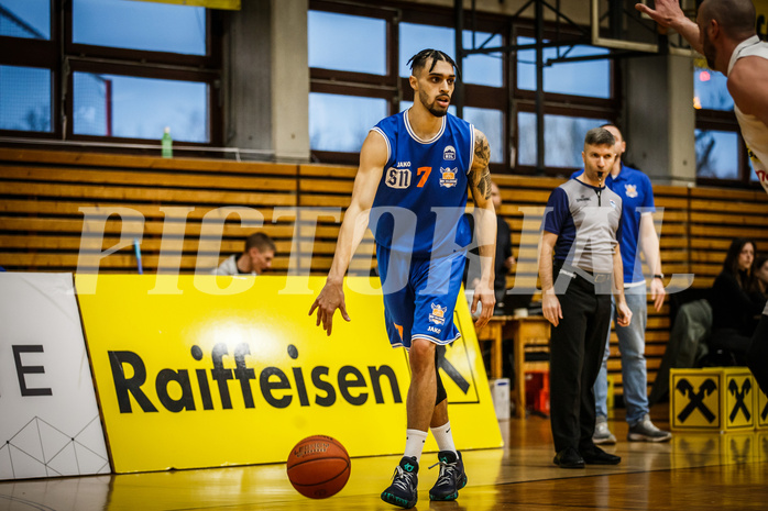 Basketball, Basketball Zweite Liga 2022/23, Playoff, Viertelfinale Spiel 2
, Mattersburg Rocks, BBU Salzburg, A. Mitchell (7)