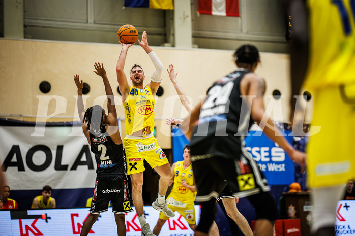 Basketball, Win2Day Superliga 2023/24, Grunddurchgang 16.Runde, SKN St. Pölten, Flyers Wels, Matej Kavas (40)