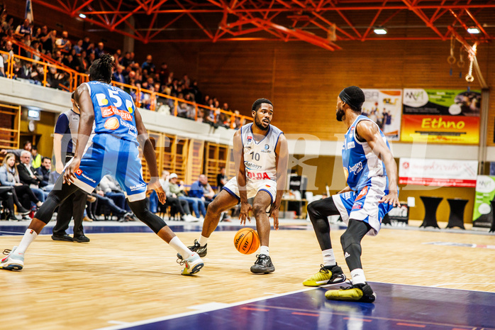 Basketball, win2day Basketball Superliga 2023/224, Grunddurchgang Runde 16, BBC Nord Dragonz, Oberwart Gunners, Austen Awosika (10)