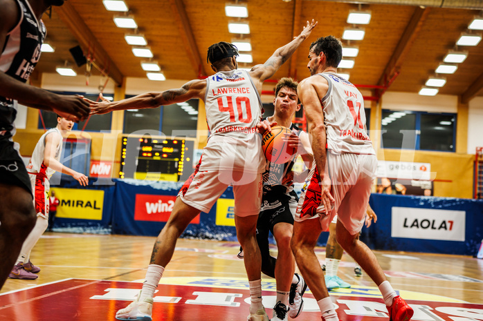 Basketball, win2day Basketball Superliga 2023/24, Grunddurchgang 16.Runde, Traiskirchen Lions, Kapfenberg Bulls, Miro Zapf (7)