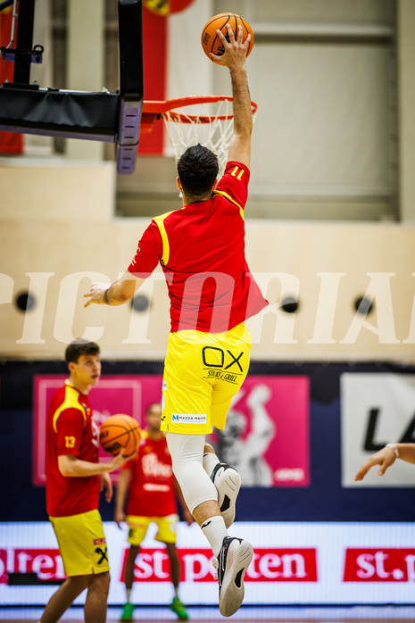 Basketball, Win2Day Superliga 2023/24, Grunddurchgang 16.Runde, SKN St. Pölten, Flyers Wels, Akkan Atasoy (11)