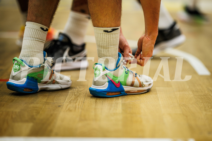 Basketball, Win2Day Superliga 2023/24, Grunddurchgang 16.Runde, SKN St. Pölten, Flyers Wels, Roman Jagsch (9)