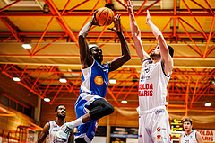 Basketball, win2day Basketball Superliga 2023/224, Grunddurchgang Runde 16, BBC Nord Dragonz, Oberwart Gunners, Shaquille Rombley (5)