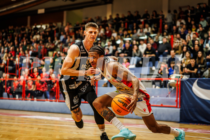 Basketball, win2day Basketball Superliga 2023/24, Grunddurchgang 16.Runde, Traiskirchen Lions, Kapfenberg Bulls, Demarcus Demonia (4)