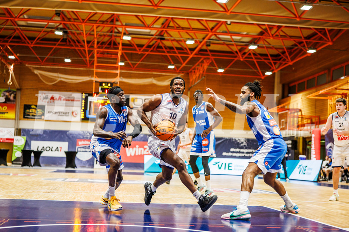 Basketball, win2day Basketball Superliga 2023/224, Grunddurchgang Runde 16, BBC Nord Dragonz, Oberwart Gunners, Austen Awosika (10)