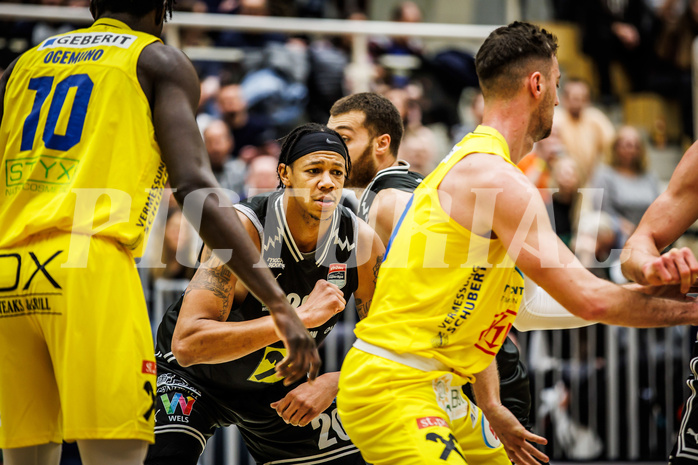 Basketball, Win2Day Superliga 2023/24, Grunddurchgang 16.Runde, SKN St. Pölten, Flyers Wels, Christopher Ferguson (20)