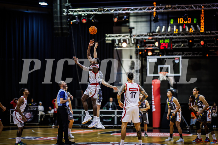 Basketball, Win2Day Superliga 2024/25, Grunddurchgang 7.Runde, BC Vienna, Klosterneuburg Dukes, Julio Calver de Assis Afonso (11)