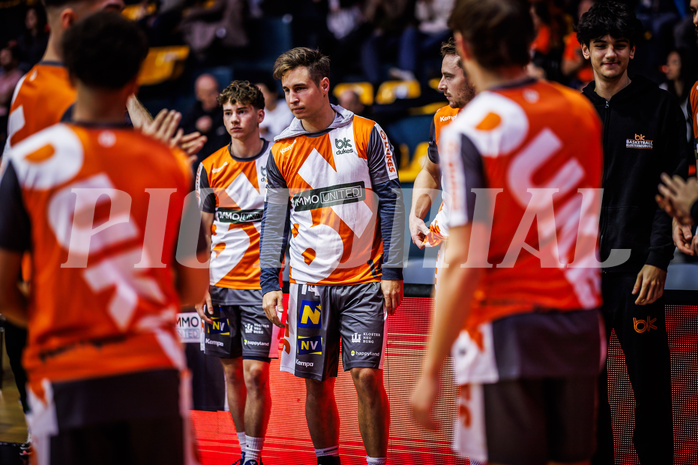 Basketball, Win2Day Superliga 2024/25, Grunddurchgang 7.Runde, BC Vienna, Klosterneuburg Dukes, Valentin Bauer (14)