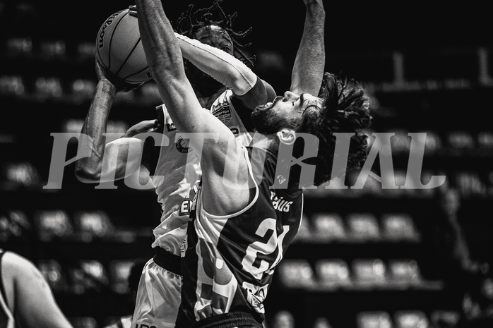 Basketball, Win2Day Superliga 2024/25, Grunddurchgang 7.Runde, BC Vienna, Klosterneuburg Dukes, Ralph Bissainthe (1), Will Carius (24)