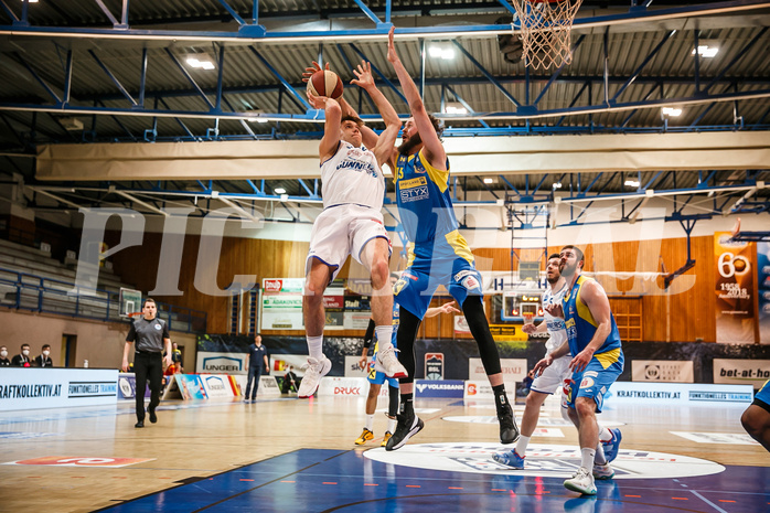Basketball, bet-at-home Basketball Superliga 2020/21, Platzierungsrunde, 8. Runde, Oberwart Gunners, SKN St. Pölten, Jonathan Knessl (12)